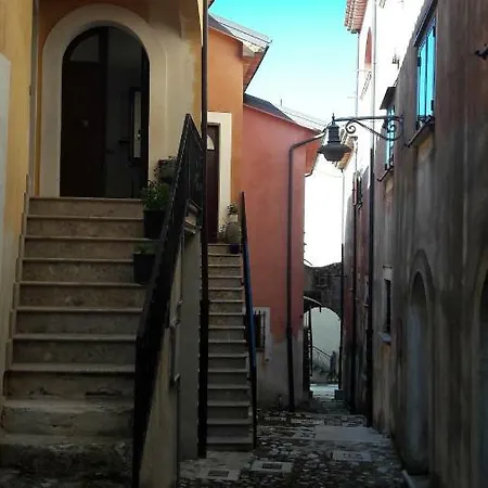 Casa Macchia * Valva