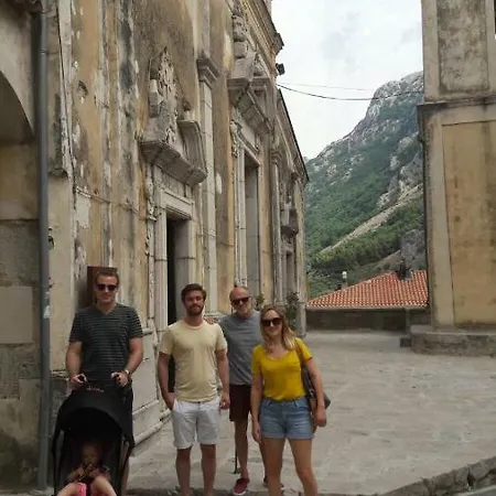 Tatil Evi Casa Macchia Valva